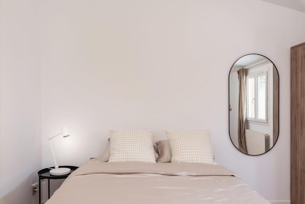 Lumignons Lyonnais - Doua Appartement Villeurbanne Buitenkant foto
