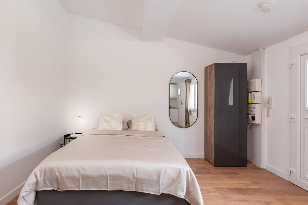 Lumignons Lyonnais - Doua Appartement Villeurbanne Buitenkant foto